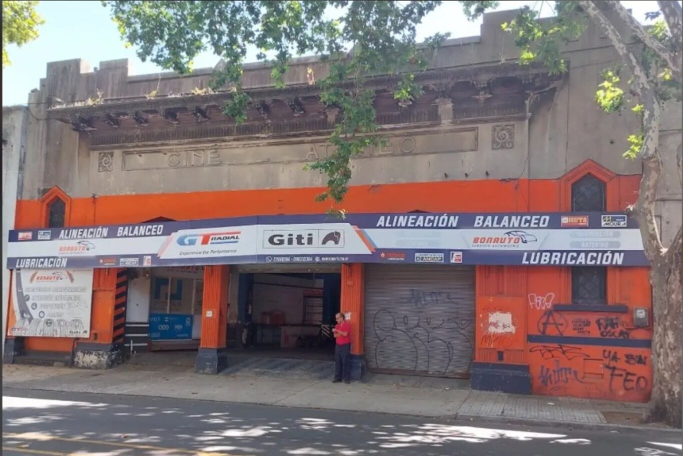 Alquiler De Local Multipropósito, 941m2 Edificados.+