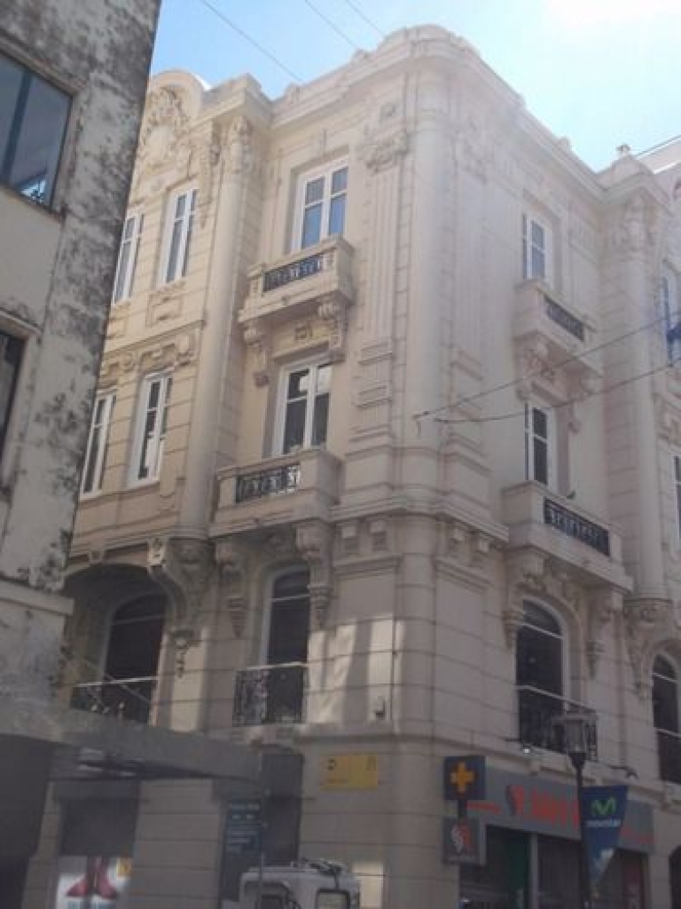 Excelente Oficina Ideal Empresa, Embajada O Fincanciera · Foto 4