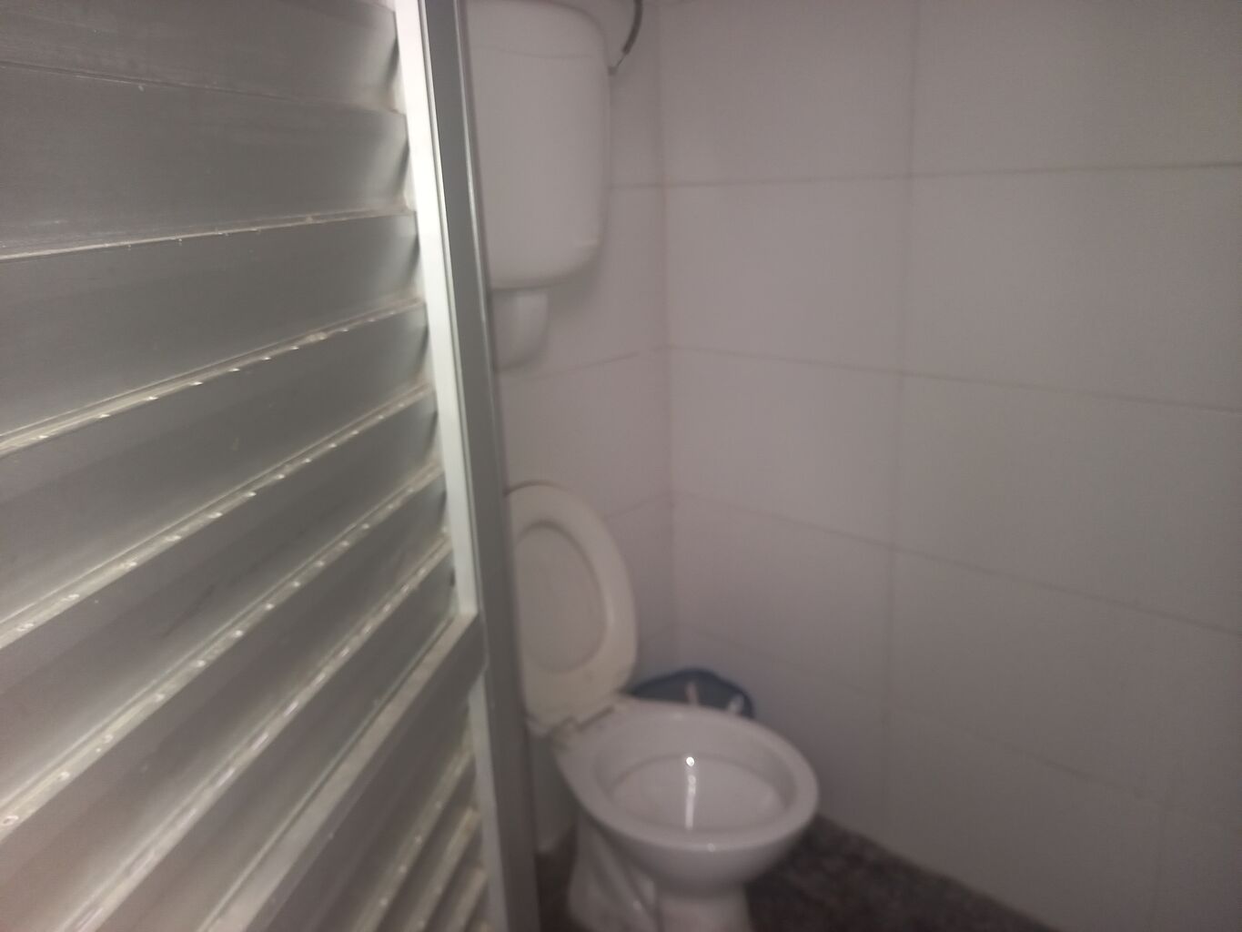 Deposito con entrada para vehículos · Foto 4