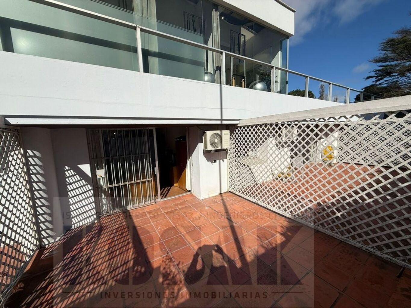 Kosak Punta del Este Venta amplio Monoambiente, apto uso profesional, gje Mansa - Rossevelt