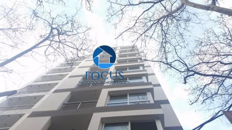 Venta Apartamento Centro 1 Dormitorio Al Frente - Posibilidad De Garage