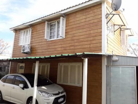 Precioso Duplex En La Ciudad De Las Piedras