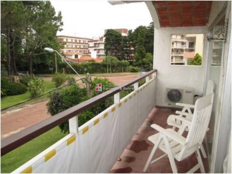 Amplio Apartamento En Playa Mansa