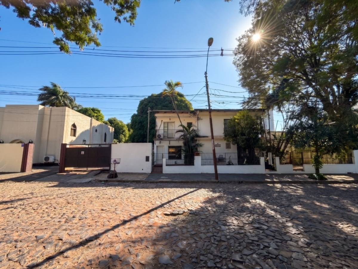 Vendo Terreno de 1.130m2 en Barrio Mcal. Estigarribia — foto 2