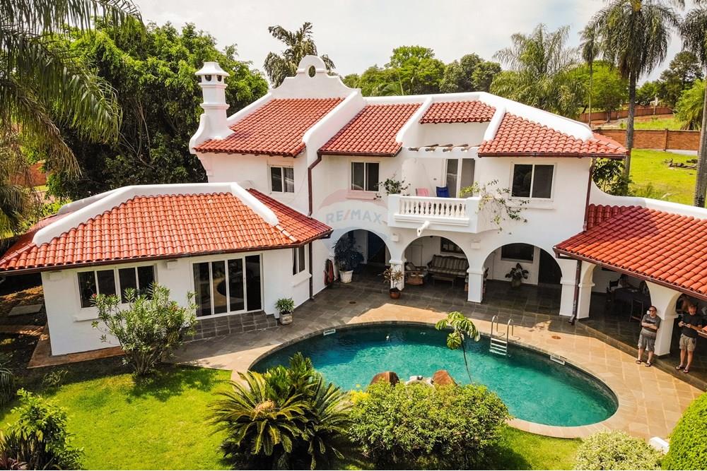 ¡Casa de Ensueño en Condominio Exclusivo! — foto 3