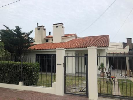 En Zona De Privilegio, A Una Cuadra Del Mar