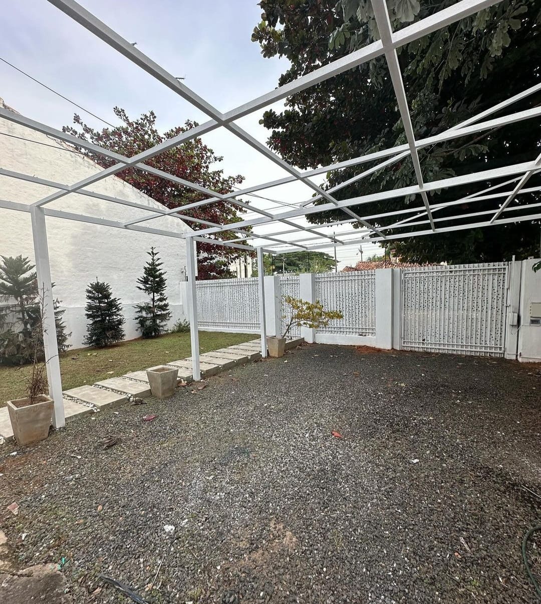 Vendo Amplia y Cómoda Propiedad en Asunción, Zona Santísima Trinidad — foto 2