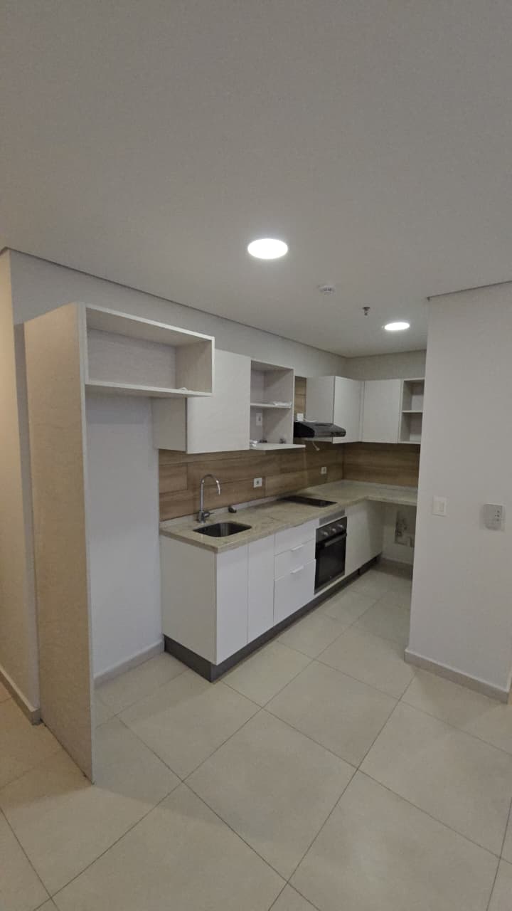 Alquilo Departamento De 1 Dormitorio A Pasos Del Shopping Mcal. — foto 2