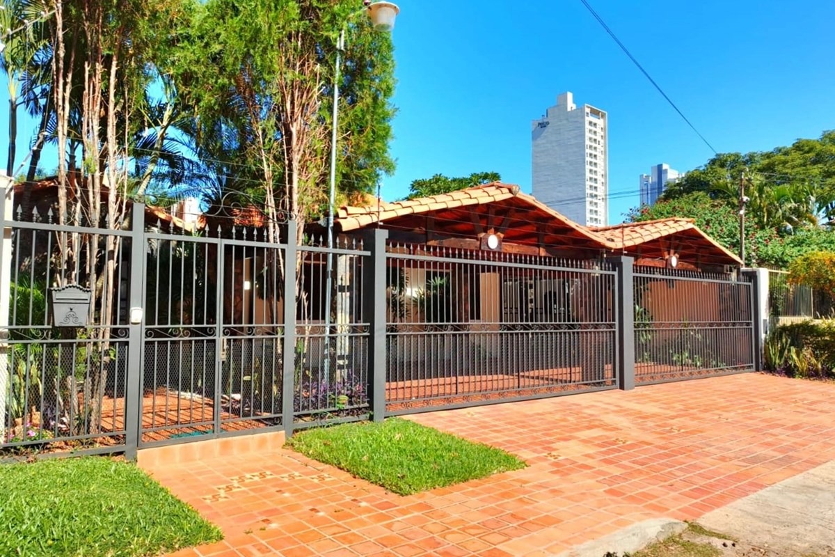 Casa en alquiler en Mme. Lynch