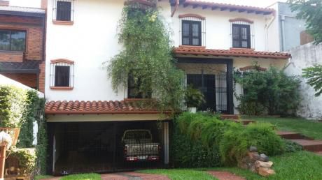 Propiedad En El Barrio Mburukuja