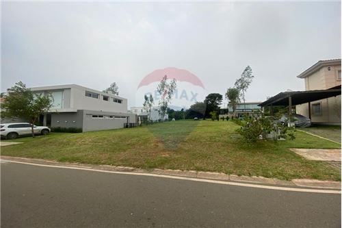 HERMOSO TERRENO EN AQUA VILLAGE — foto 3