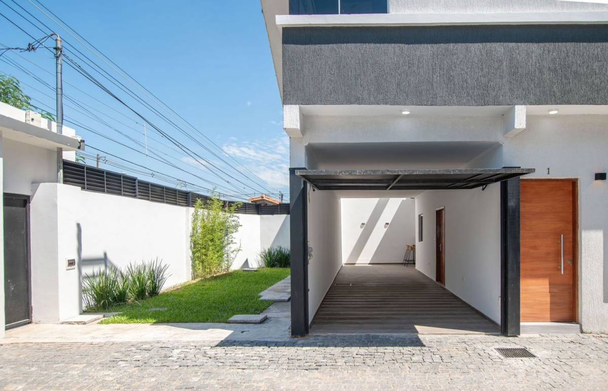 ALQUILO DÚPLEX DE TRES DORMITORIOS EN ITÁ ENRAMADA — foto 2