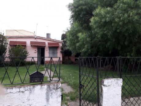 Oportunidad Casa 2 Dormitorios Importante Terreno Acepta Banco Y Anv