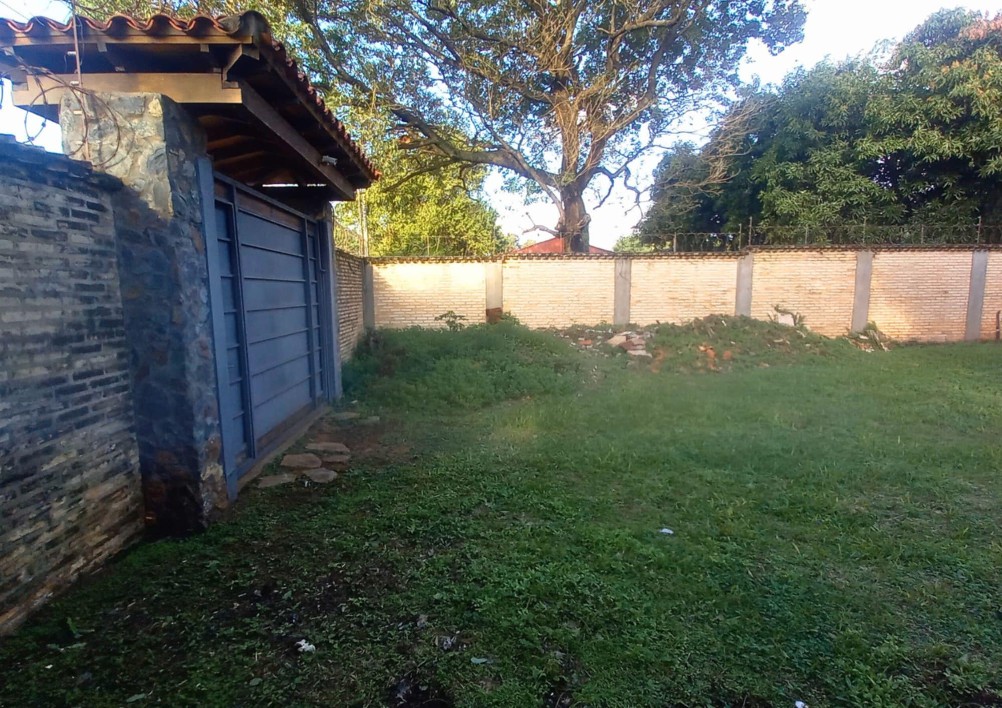 Vendo terreno amurallado en San Lorenzo — foto 3
