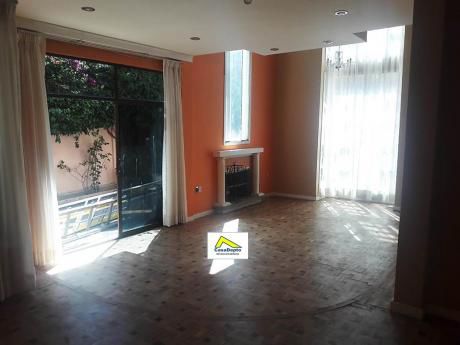Casa En Venta En Obrajes, La Paz, Bolivia