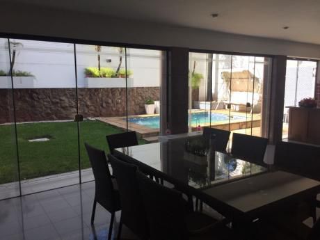 Se Vende Casa De 3 Dormitorios En Suite, En Barrio Felicidad. Lambaré
