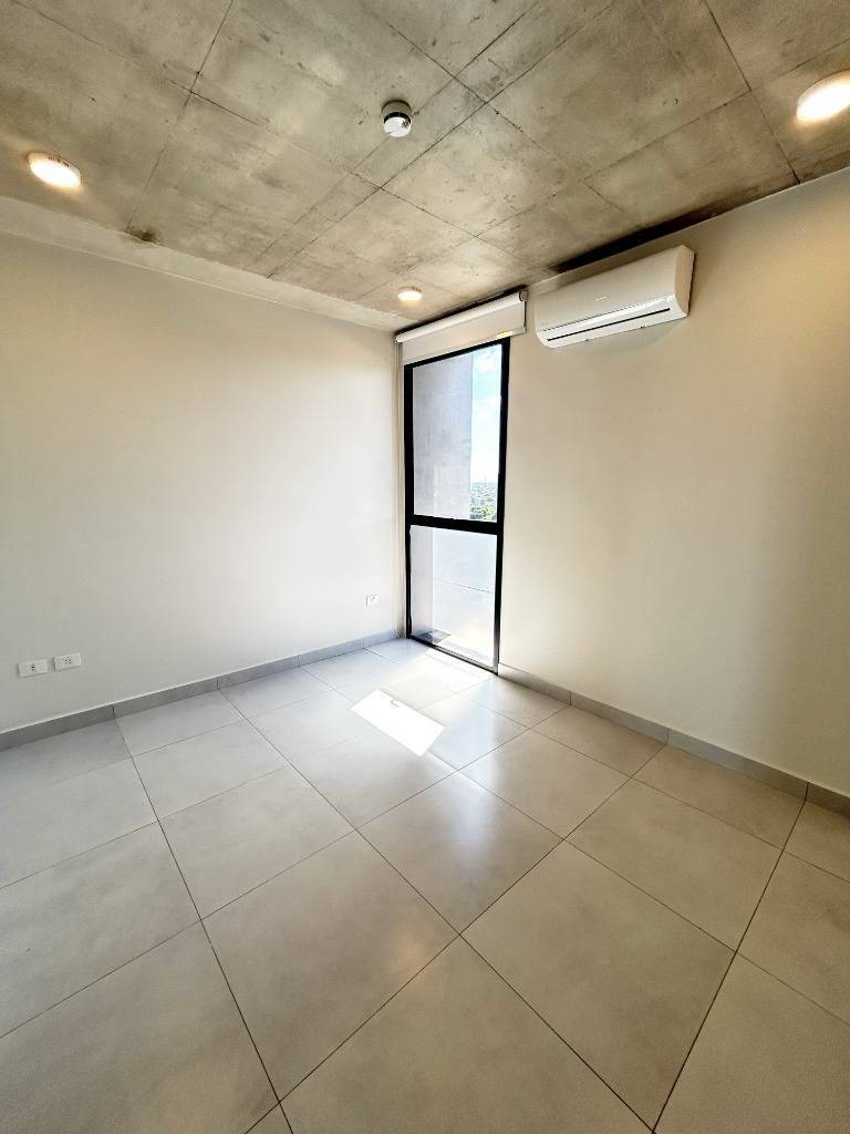 VENDO DEPARTAMENTO EN ASUNCION EN BARRIO JARA — foto 2