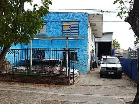 A Mts De Av Sayago Y PróX José Batlle Y Ordoñez
