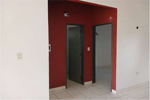 Edificio en venta en Ñemby — foto 3