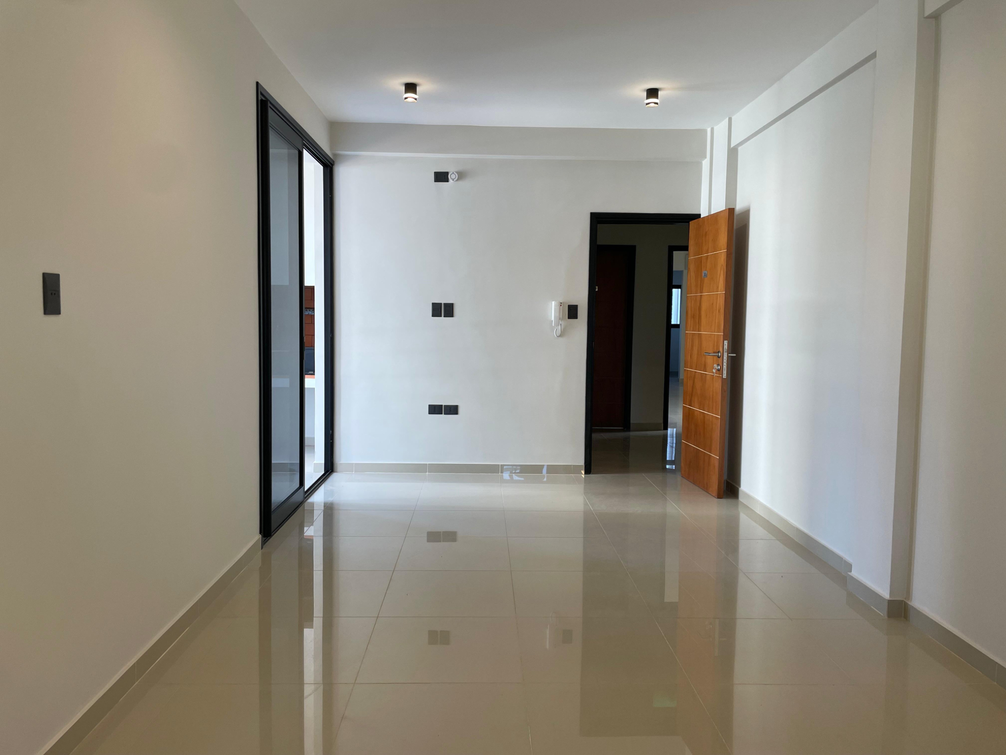 Alquiló Departamento a Estrenar en Fernando de la Mora — foto 2