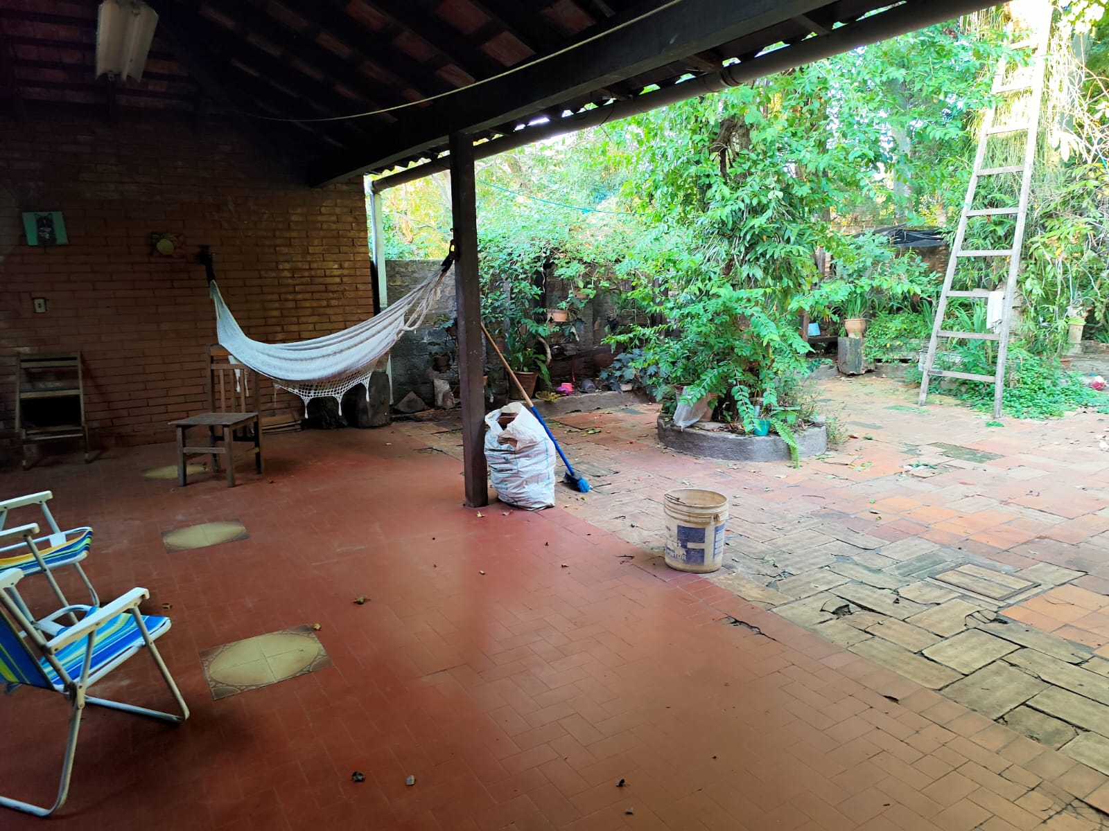 AMPLIA CASA DE DOS PISOS EN ALQUILER - Zona Norte — foto 2