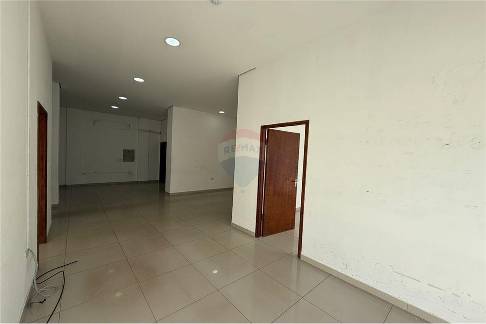 ALQUILO SALON EN FDO DE LA MORA - ZONA NORTE — foto 2