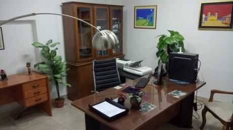 Alquilo 2 Oficinas Amobladas A 2 Cuadras Del Palacio De Justicia