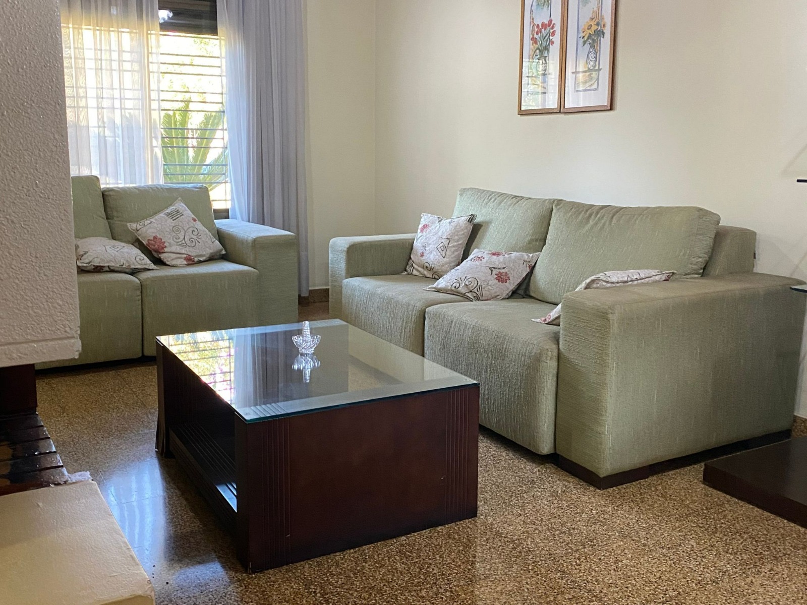 EN VENTA RESIDENCIA EN EL ÁREA 8 CIUDAD DEL ESTE — foto 3