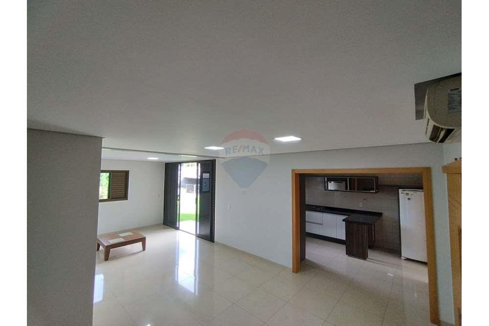 VENDO AMPLIA CASA EN SANTA RITA BELLA VISTA CENTRO — foto 2
