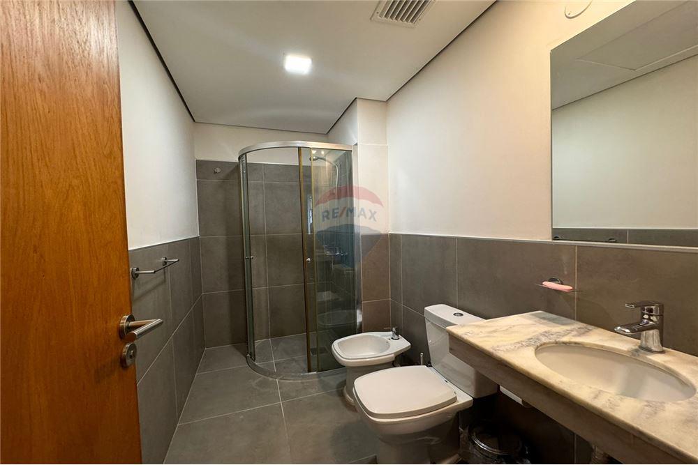 Alquilo monoambiente amoblado en THE ONE DOWNTOWN — foto 3