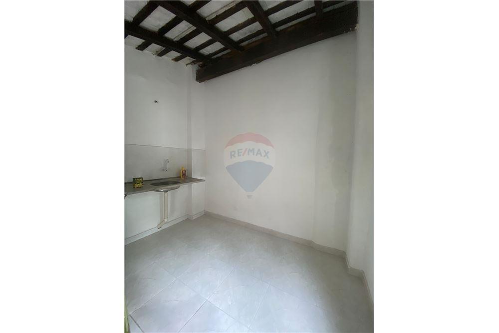 Casa-Centro de Asunción con Financiación Propia — foto 3