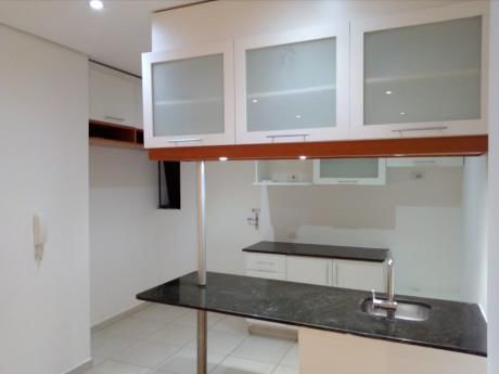 Departamento De 2 Dormitorios En Barrio Las Mercedes