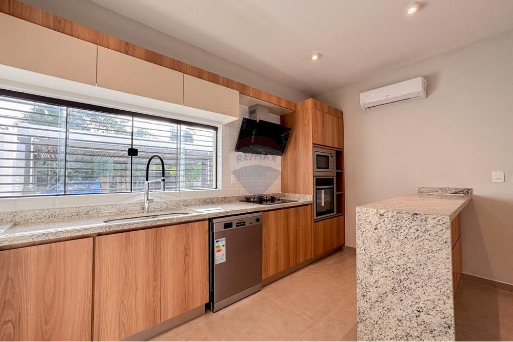 Casa en venta en Recoleta, Asunción — foto 3