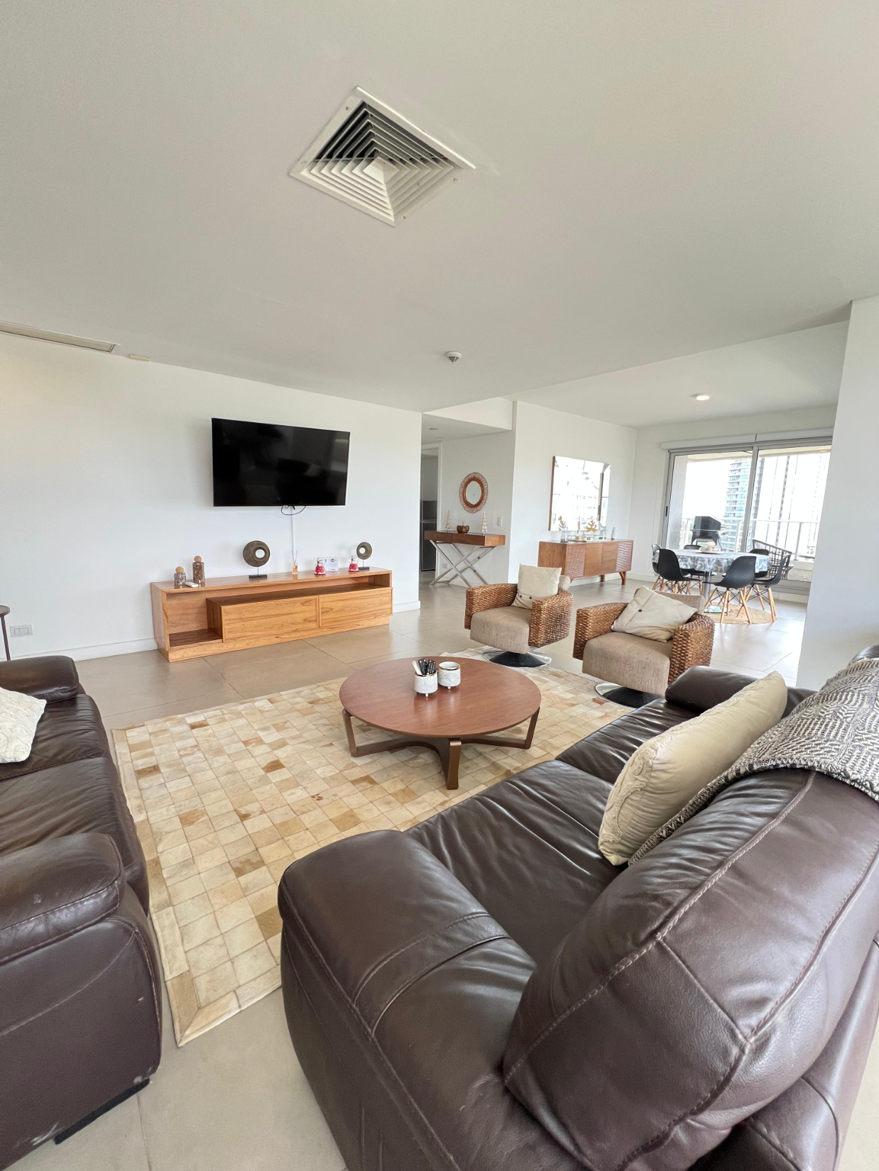 VENDO EXCLUSIVO DEPARTAMENTO DE 2 DORMITORIOS EN MBURUCUYA — foto 2
