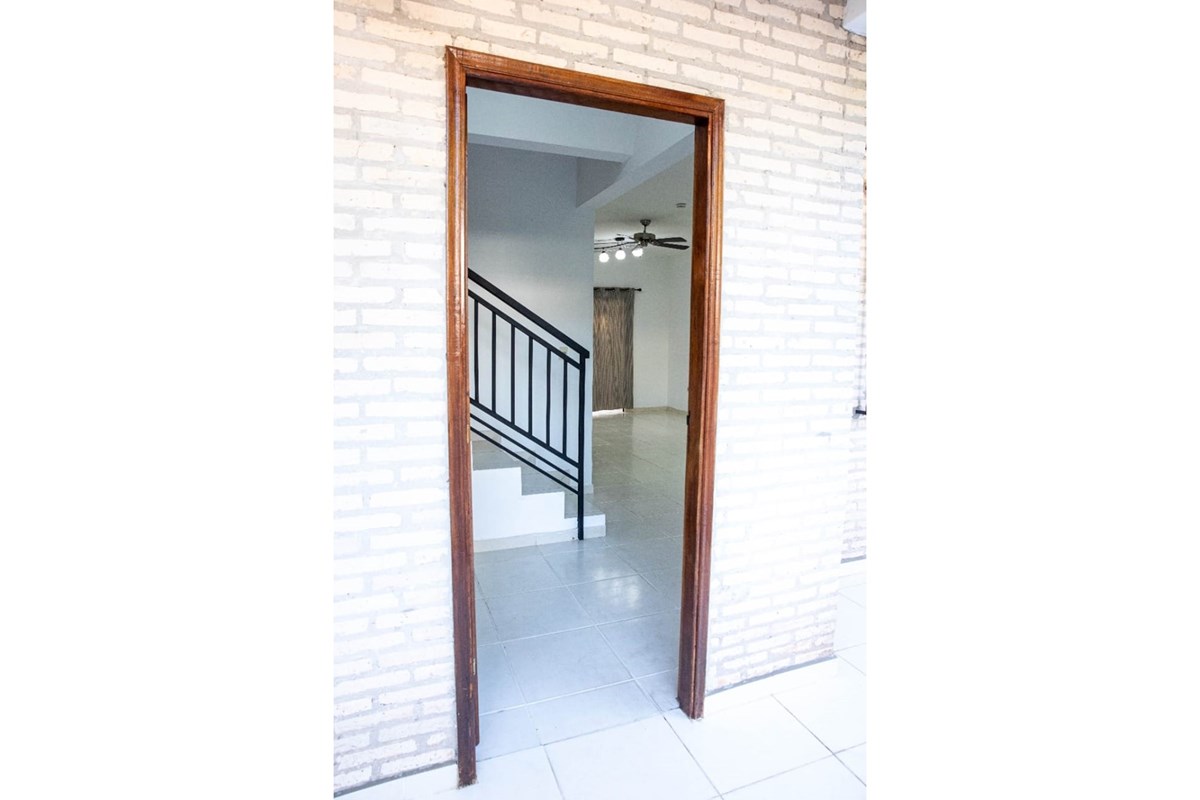 Venta-Casa-Lambare — foto 3