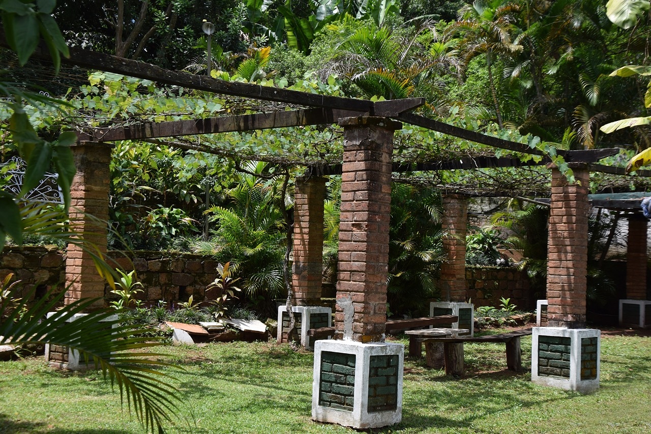 SE ALQUILA POSADA COMPLETA EN PIRIBEBUY — foto 2