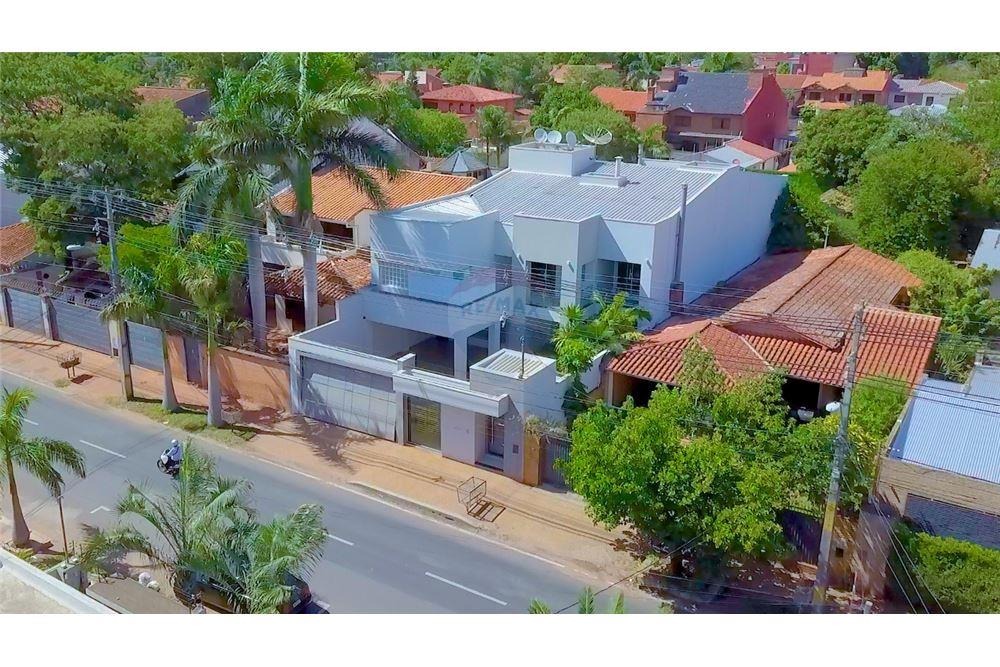 Departamento en alquiler bajo precio de mercado en Los Laureles
