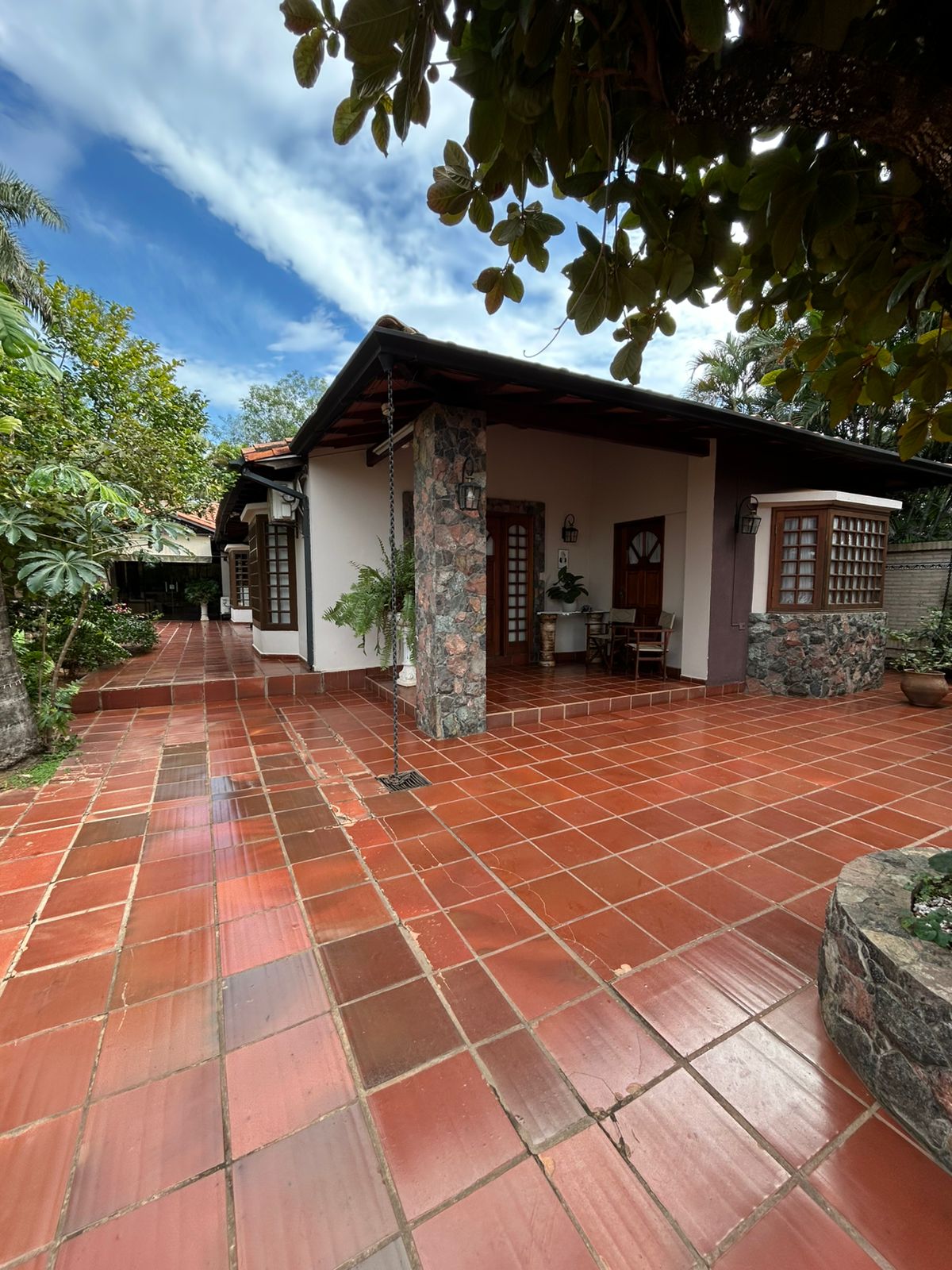 VENDO CASA EN MARIANO ROQUE ALONSO — foto 3