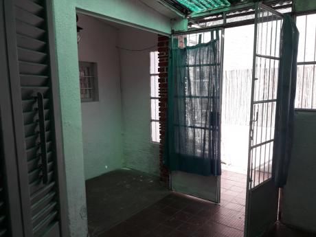 Apartamento 1 Dormitorio Y Patio Independiete