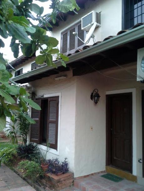 Vendo Duplex En Estratégica Zona De Barrio Herrera