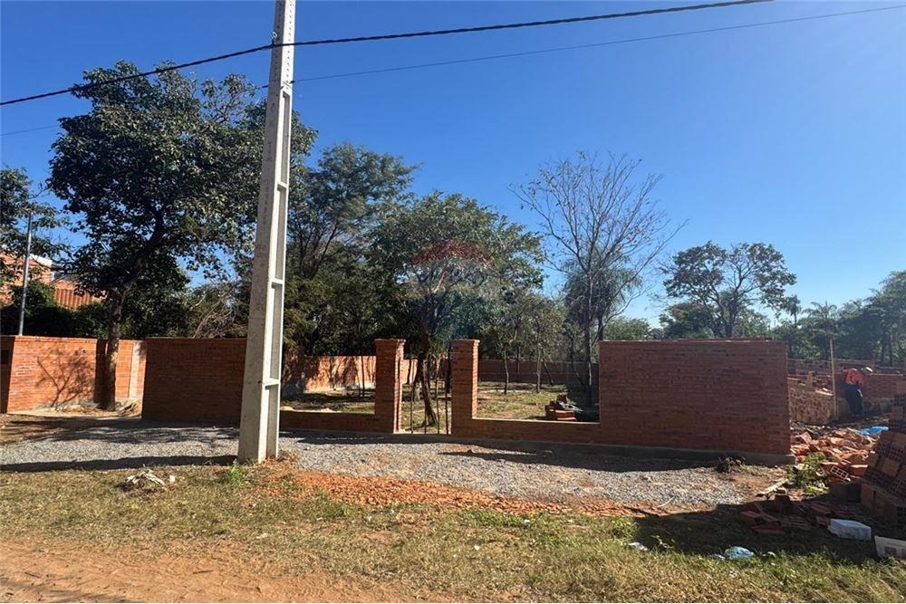 Terreno - Venta - San Bernardino, Paraguay — foto 2