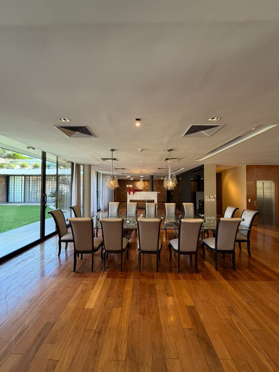 RESIDENCIA DE CATEGORÍA EN ALQUILER — BARRIO SAN CRISTÓBAL — foto 3