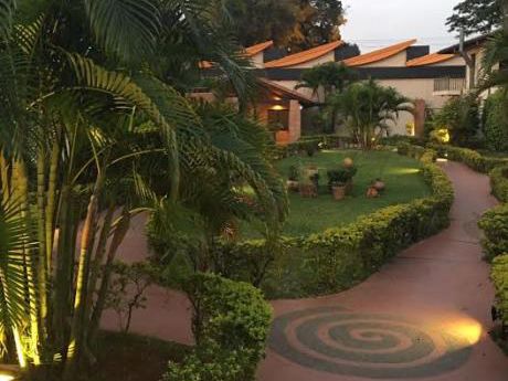 Alquilo Casa En Bo Mcal Estigarribia