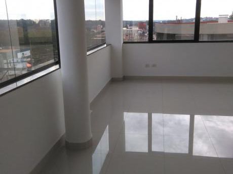 Alquilo Oficinas Corporativas En El Km 4 Super Carretera!!