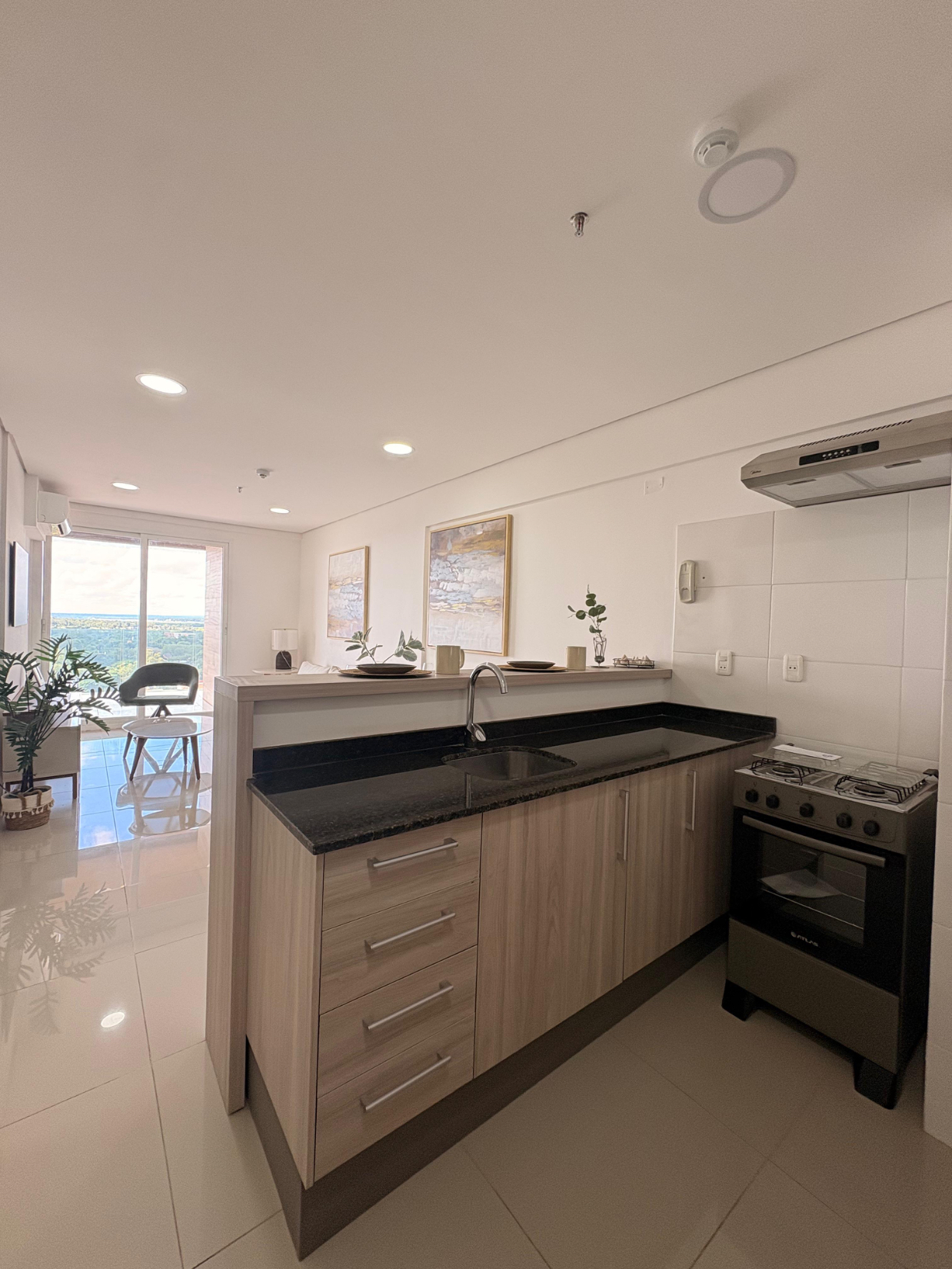 SANTÍSIMA TRINIDAD, EN ALQUILER, AMPLIO DEPTO DE 1 DORMITORIO. — foto 3