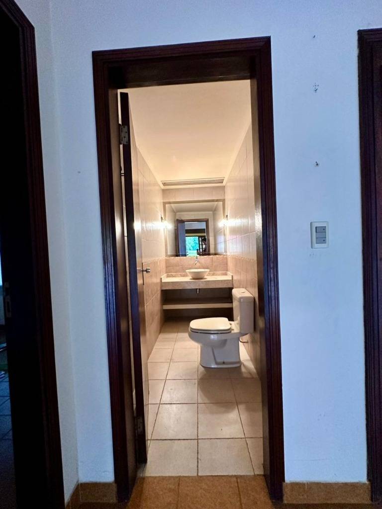 CASA EN ALQUILER - EN BARRIO MANORÁ ASUNCIÓN — foto 2