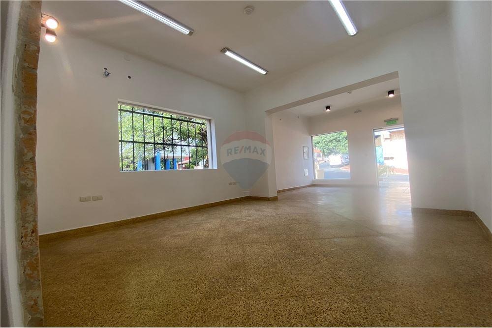 ALQUILO OFICINA CON SHOW ROOM EN CIUDAD NUEVA — foto 3
