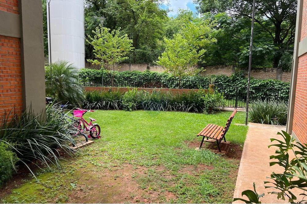 AMPLIO DEPARTAMENTO — foto 2