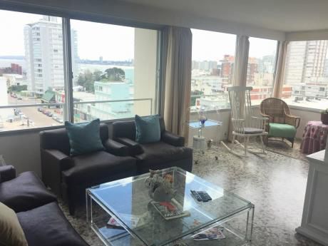 Vendo Hermoso Y Bien Ubicado Apartamento En Punta Del Este ( Gorlero Y Calle 30)