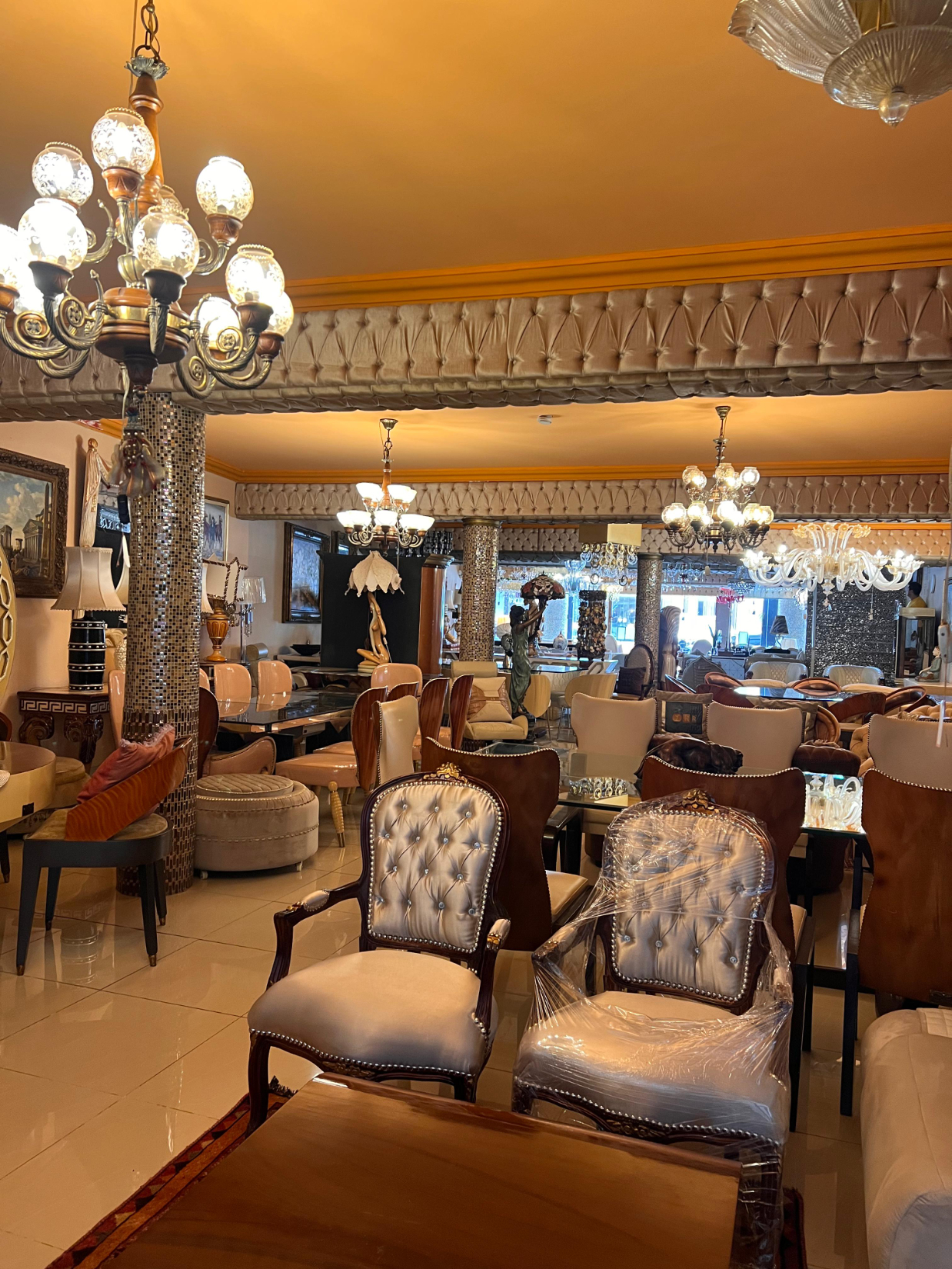 Local Comercial En Paseo Carmelitas — photo 3